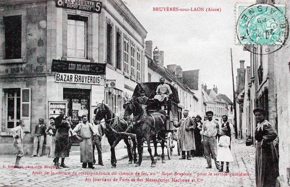 patrimoine-bruyeres-bazar-voiture-postale.jpg