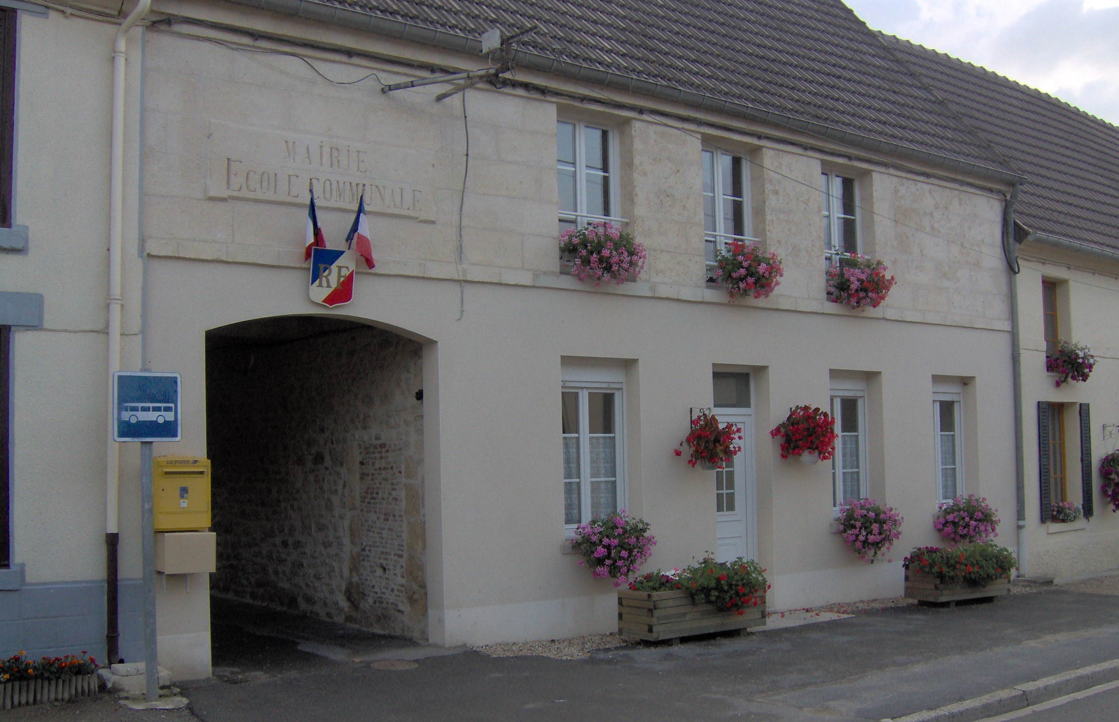 231212-ctx-laonnois-mairie-parfondru.jpg