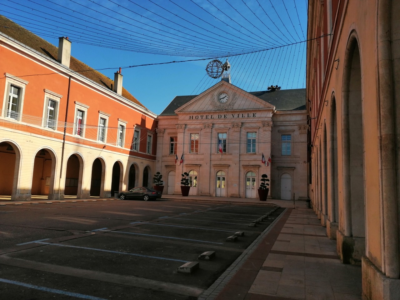 mairie-de-chagny.jpg