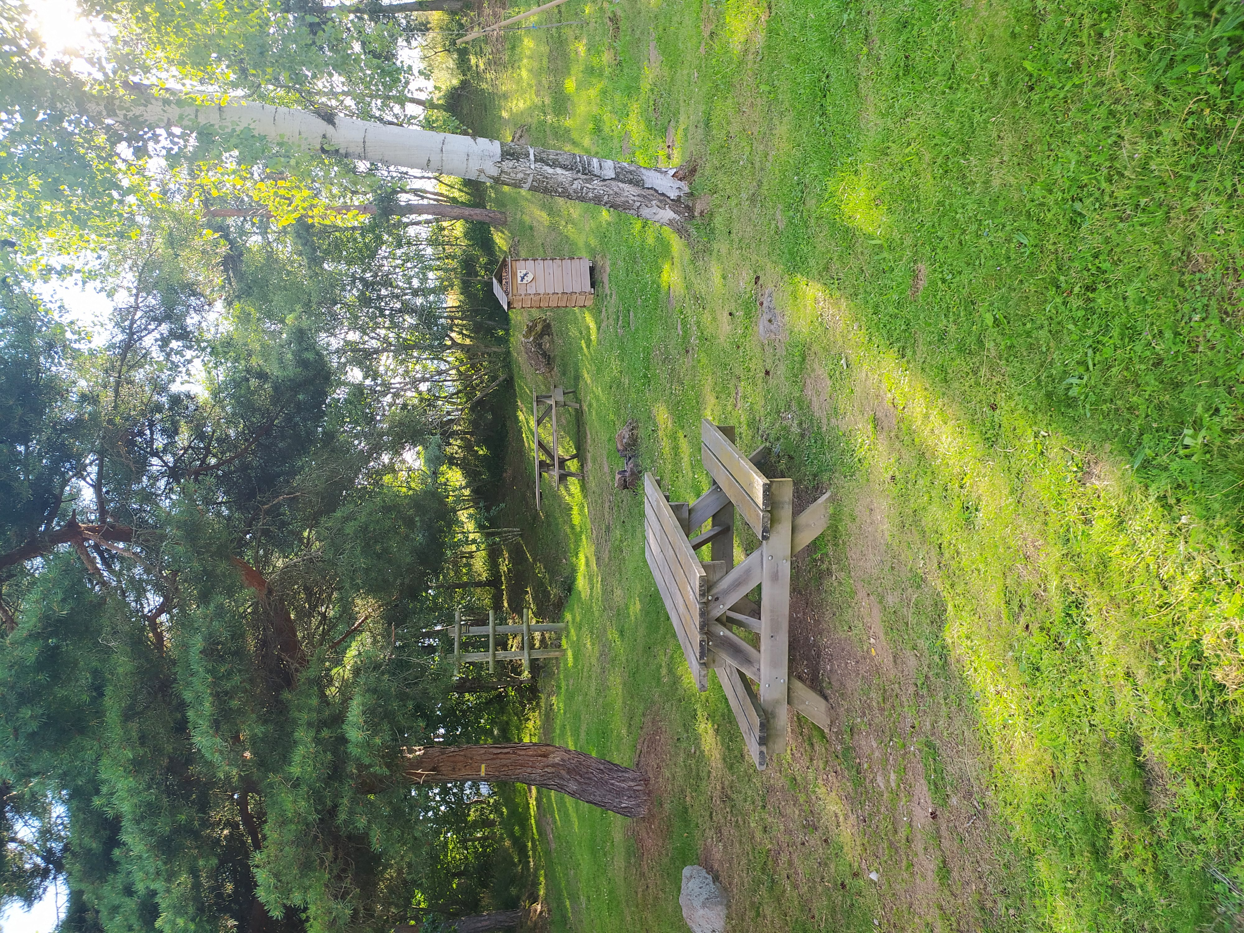 table pique nique le montel.jpg