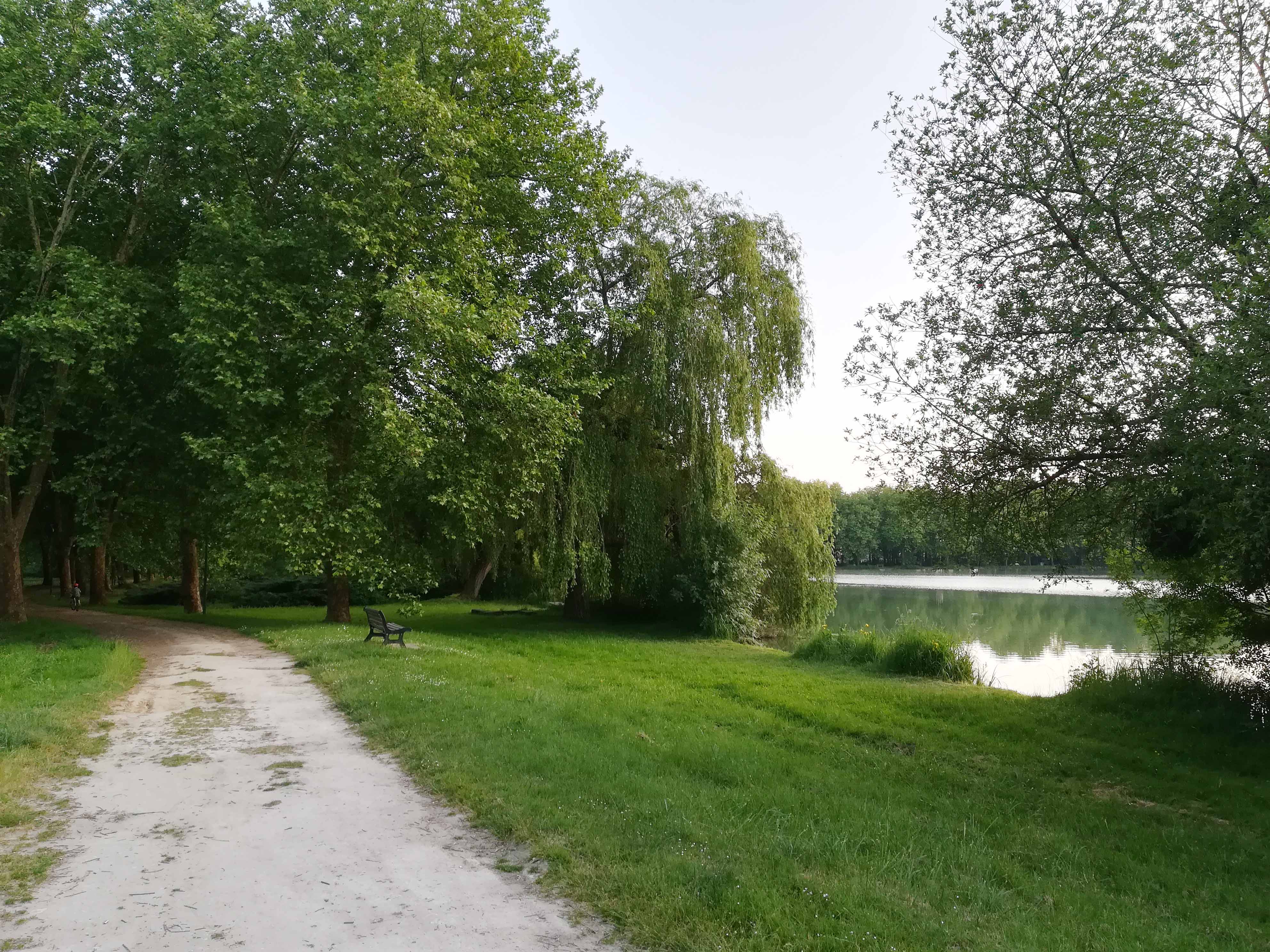lac camping.jpg