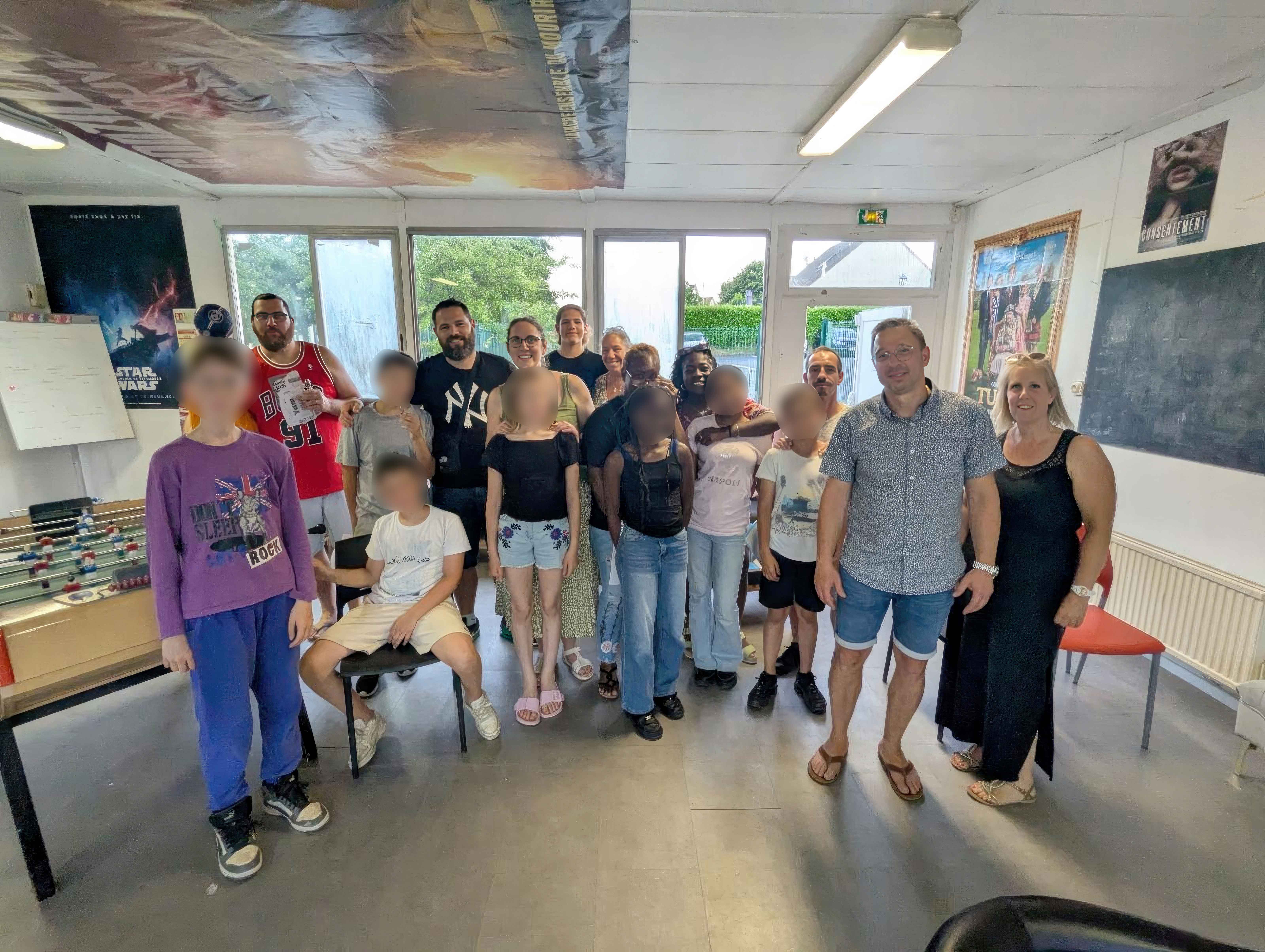 Espace-Jeunes-Parents-Enfants.jpg