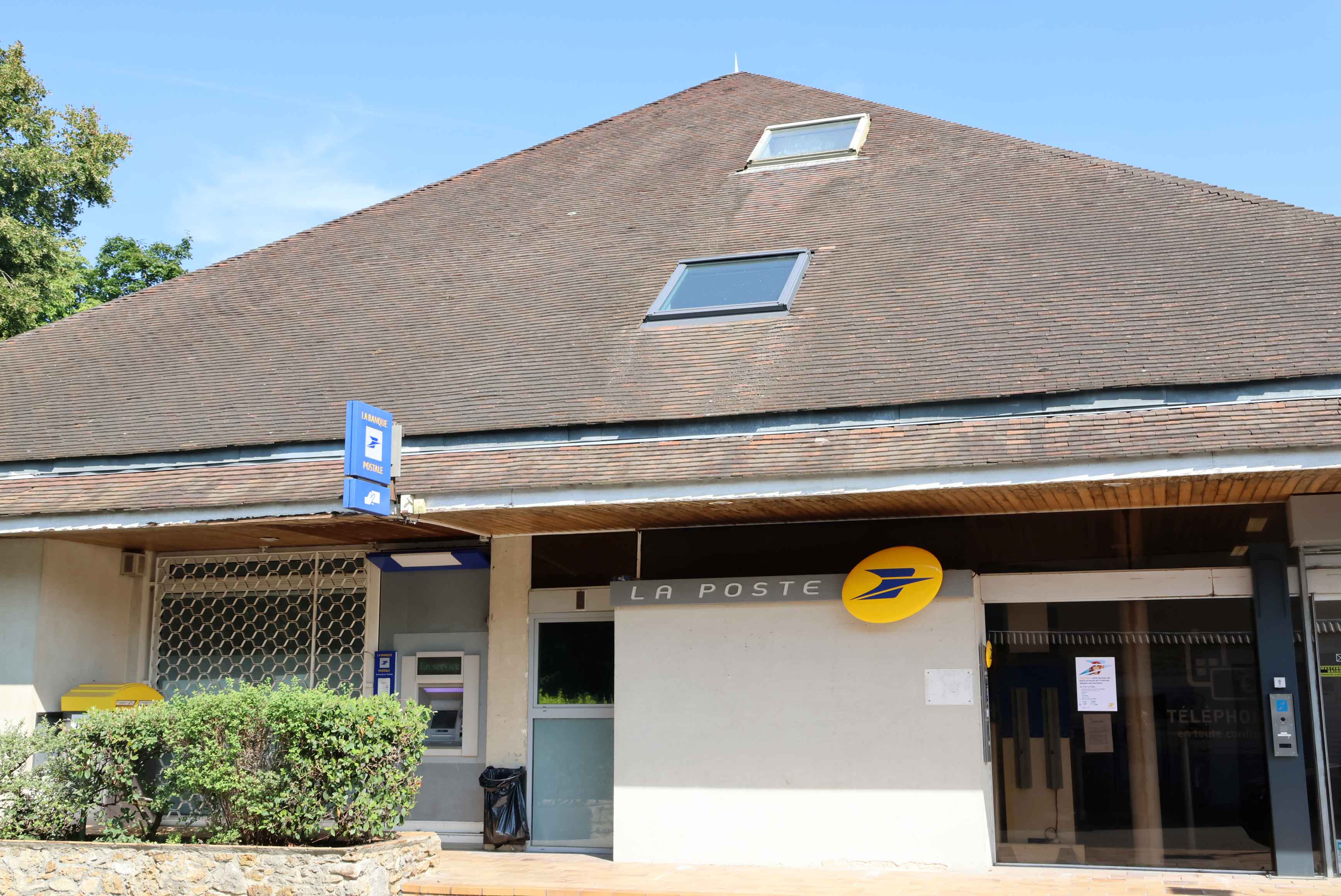 La-Poste.jpg