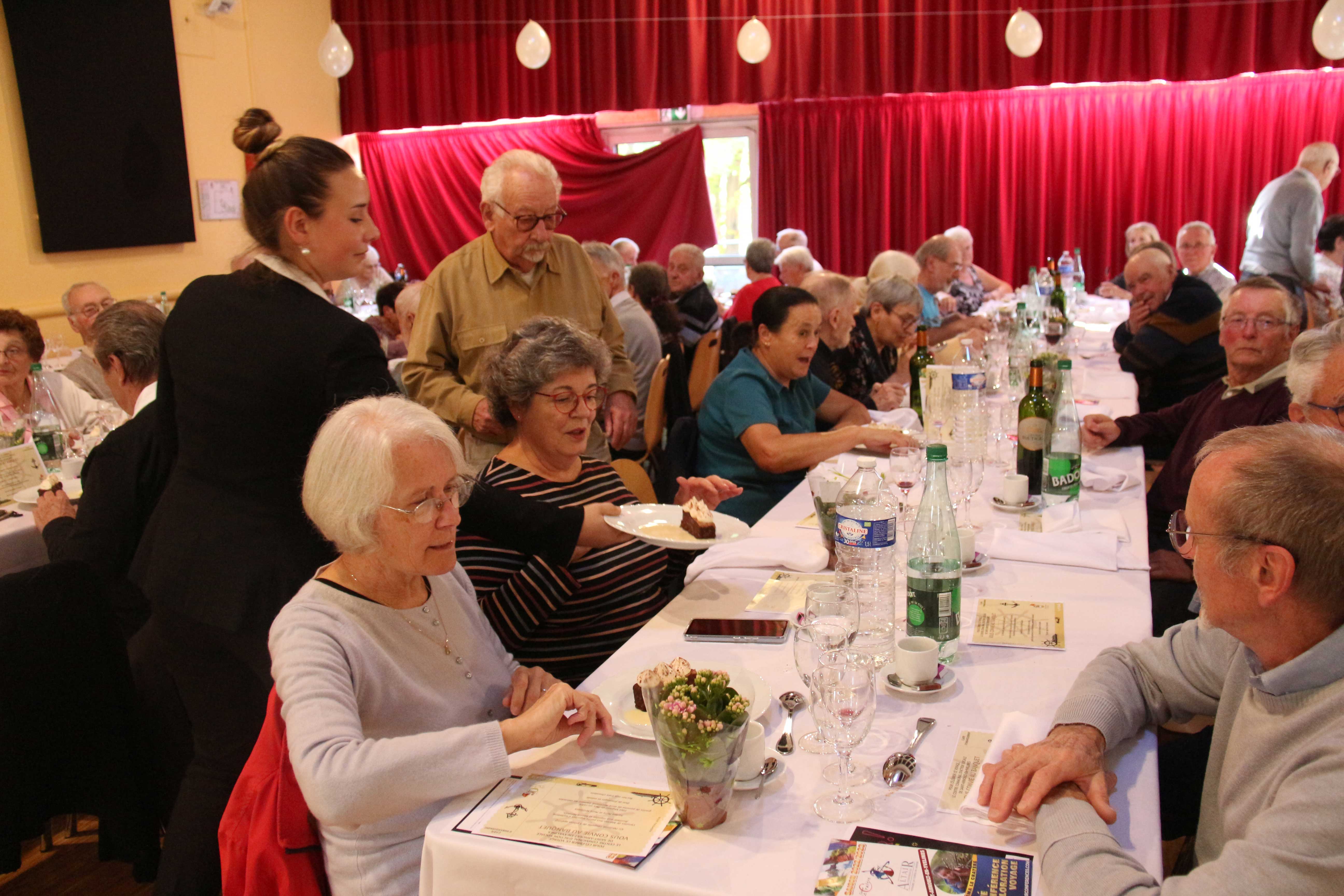 Banquet3.jpg