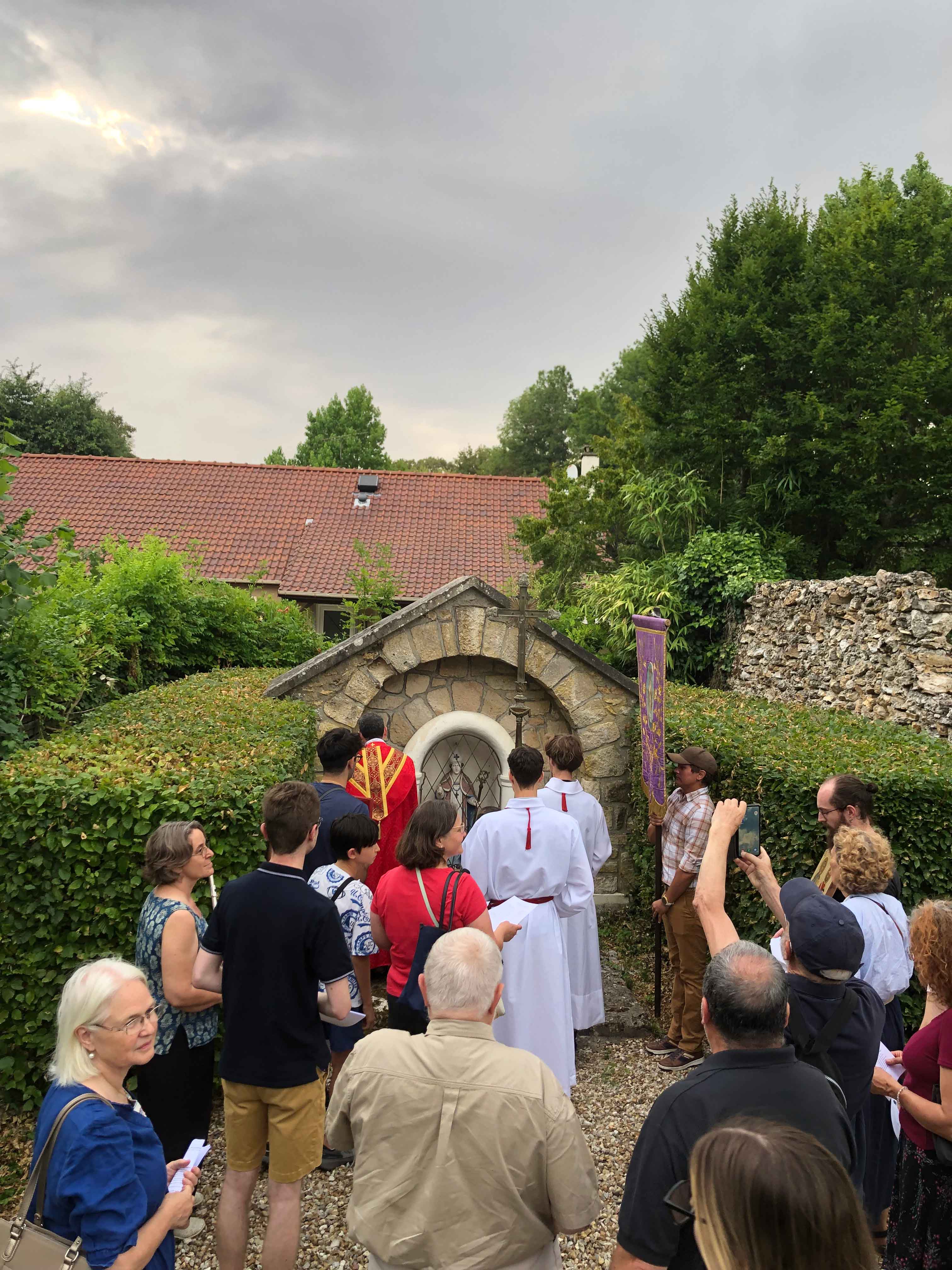 procession.jpg