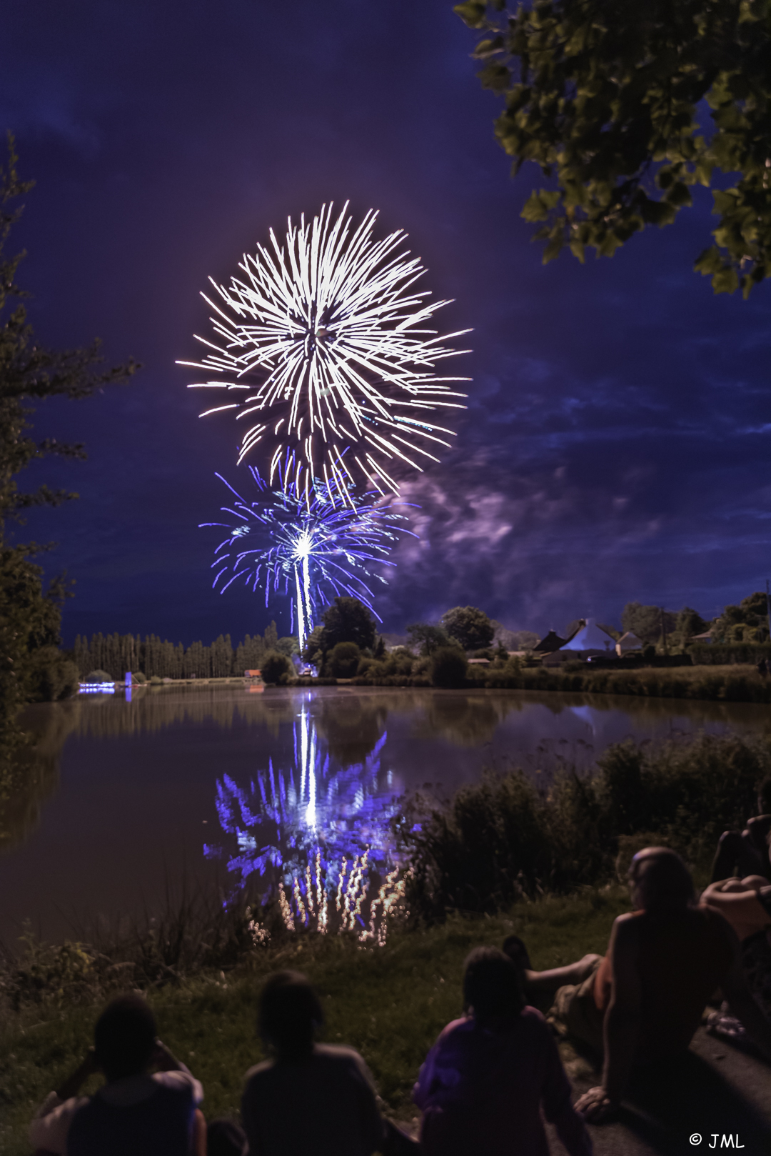 Feu d_artifice 2022.3 copie.jpg