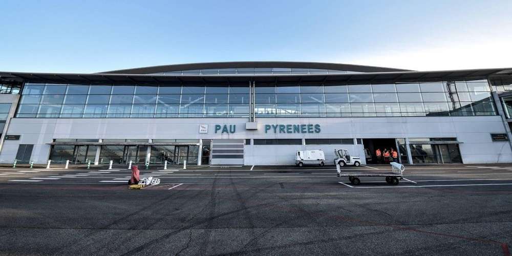 aeroport pau.jpg