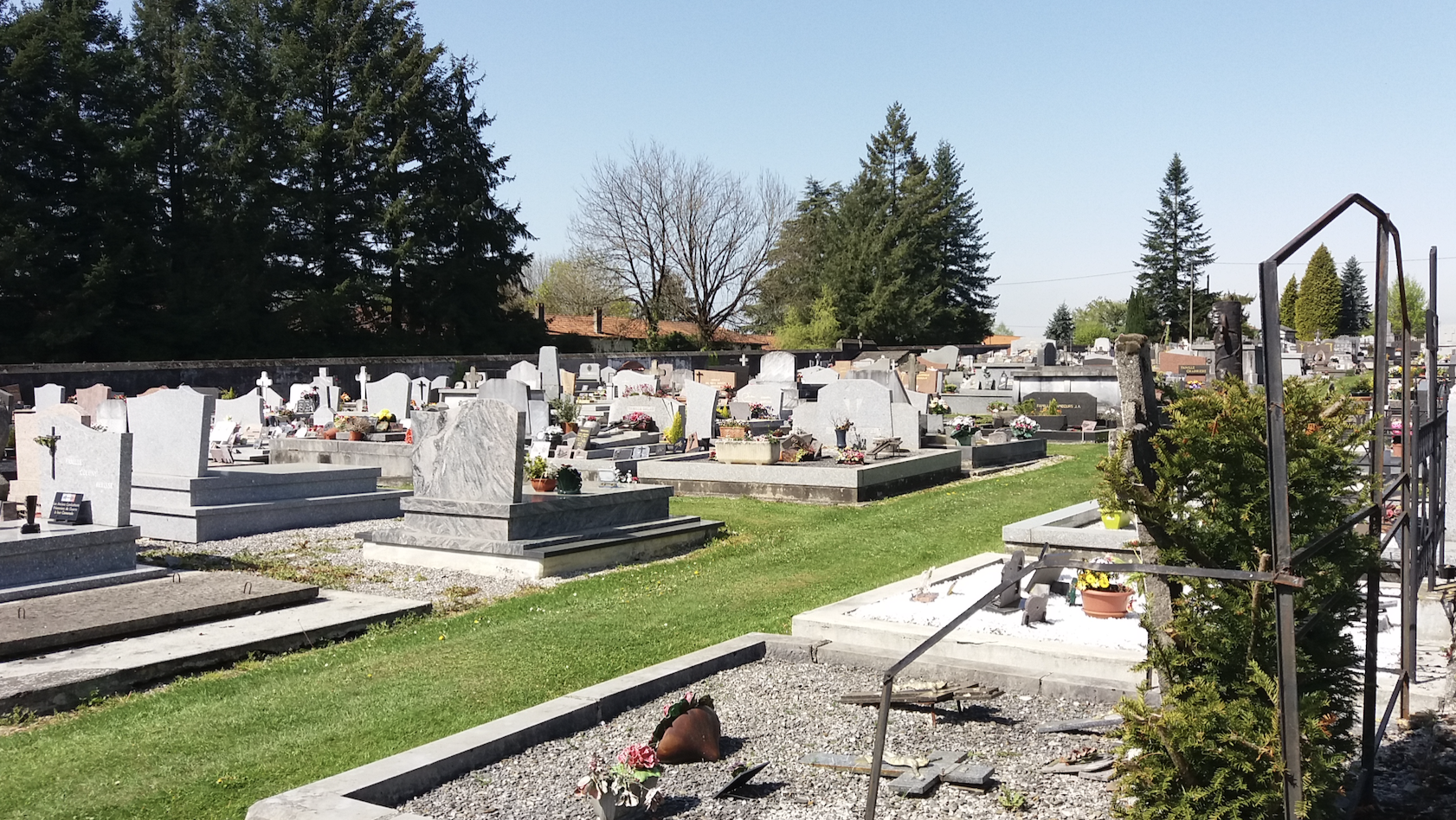 Cimetiere 2.png