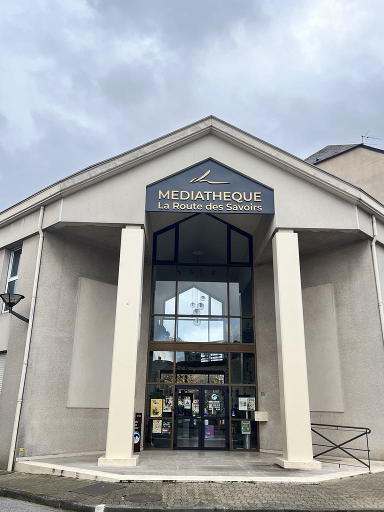 MEDIATHEQUE EXTERIEUR.jpg