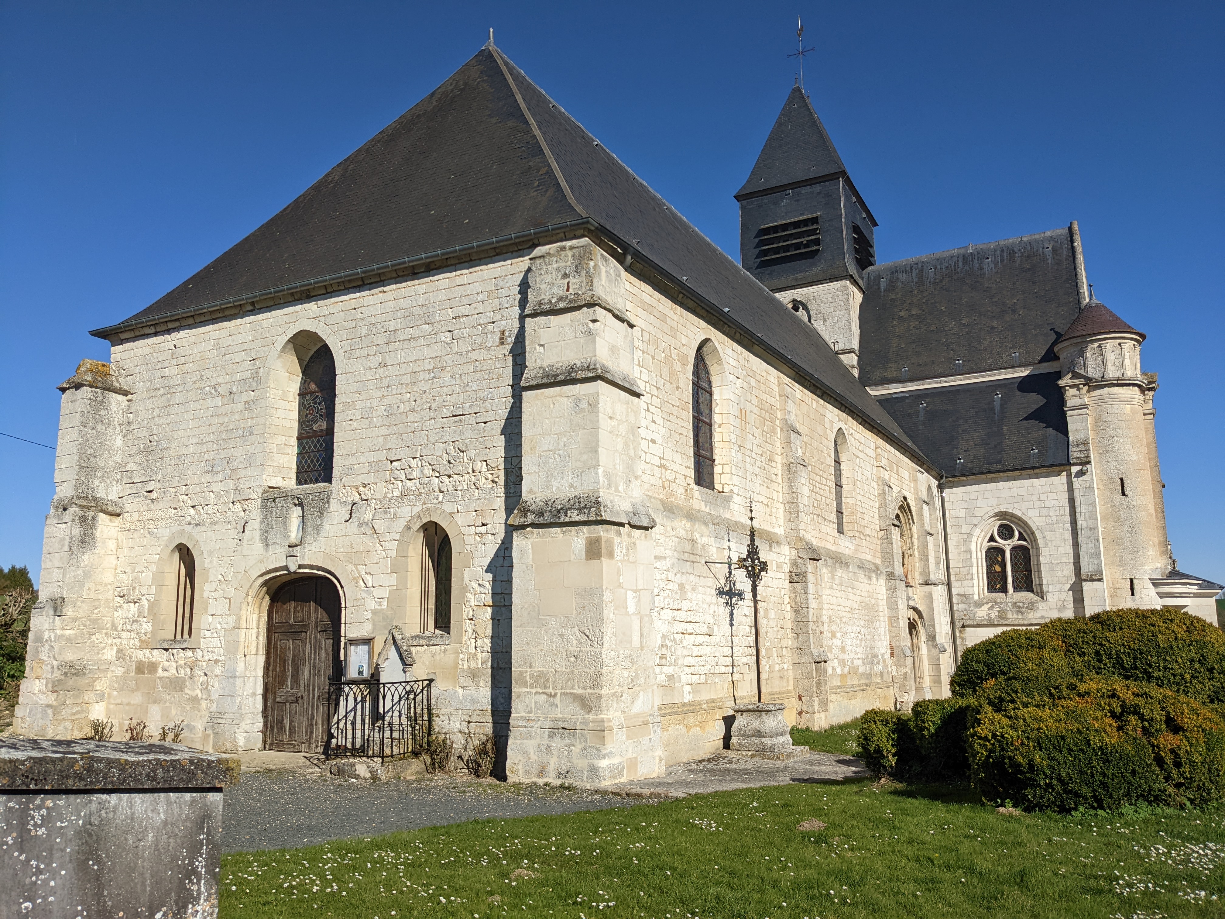Eglise-Bonneuil3.jpg