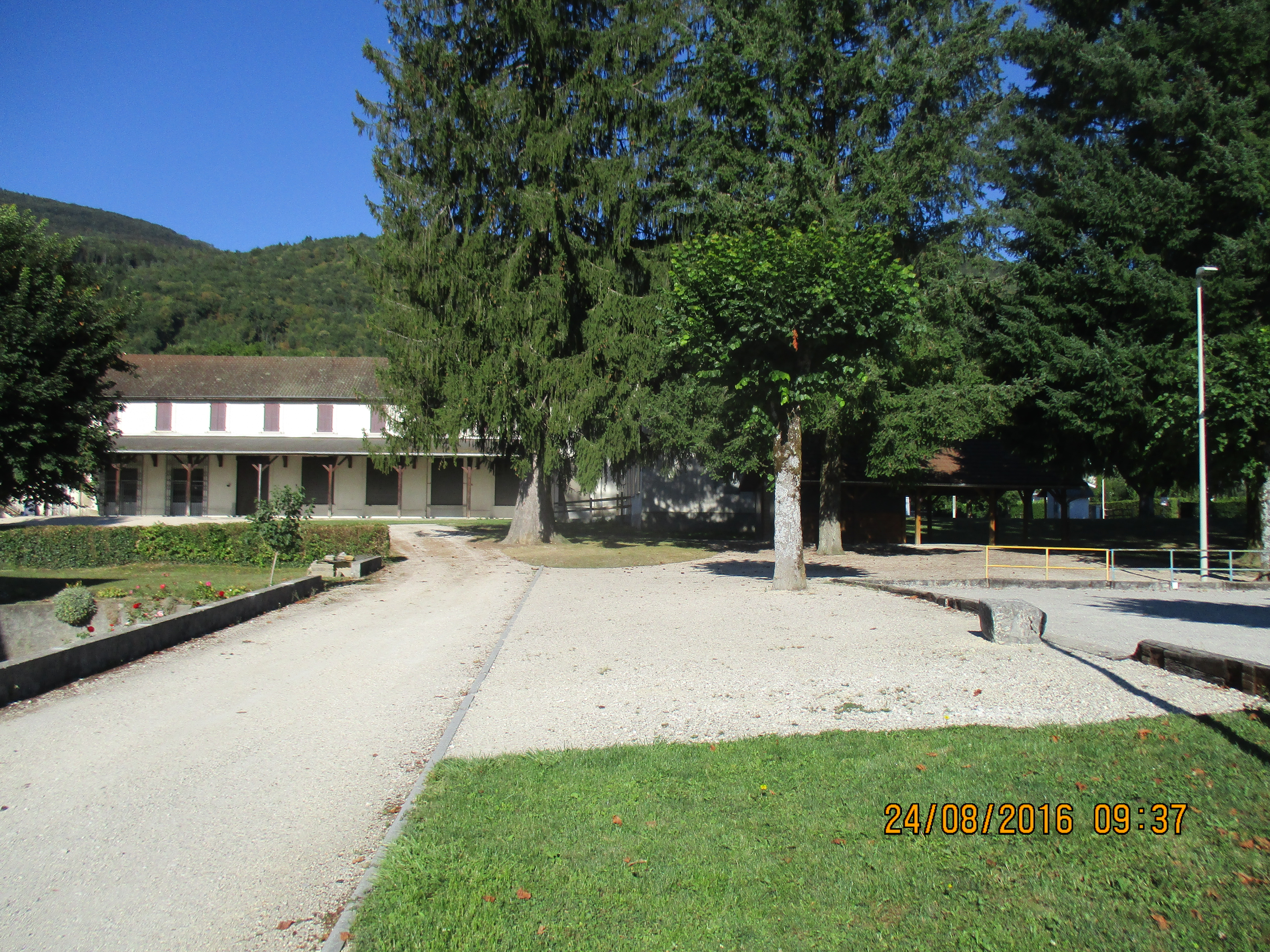 Salle des fêtes 2.JPG