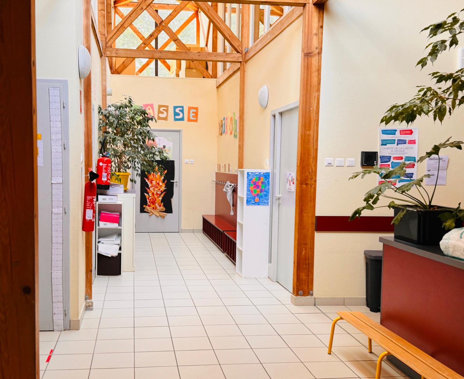 Ecole de Chanay.jpeg