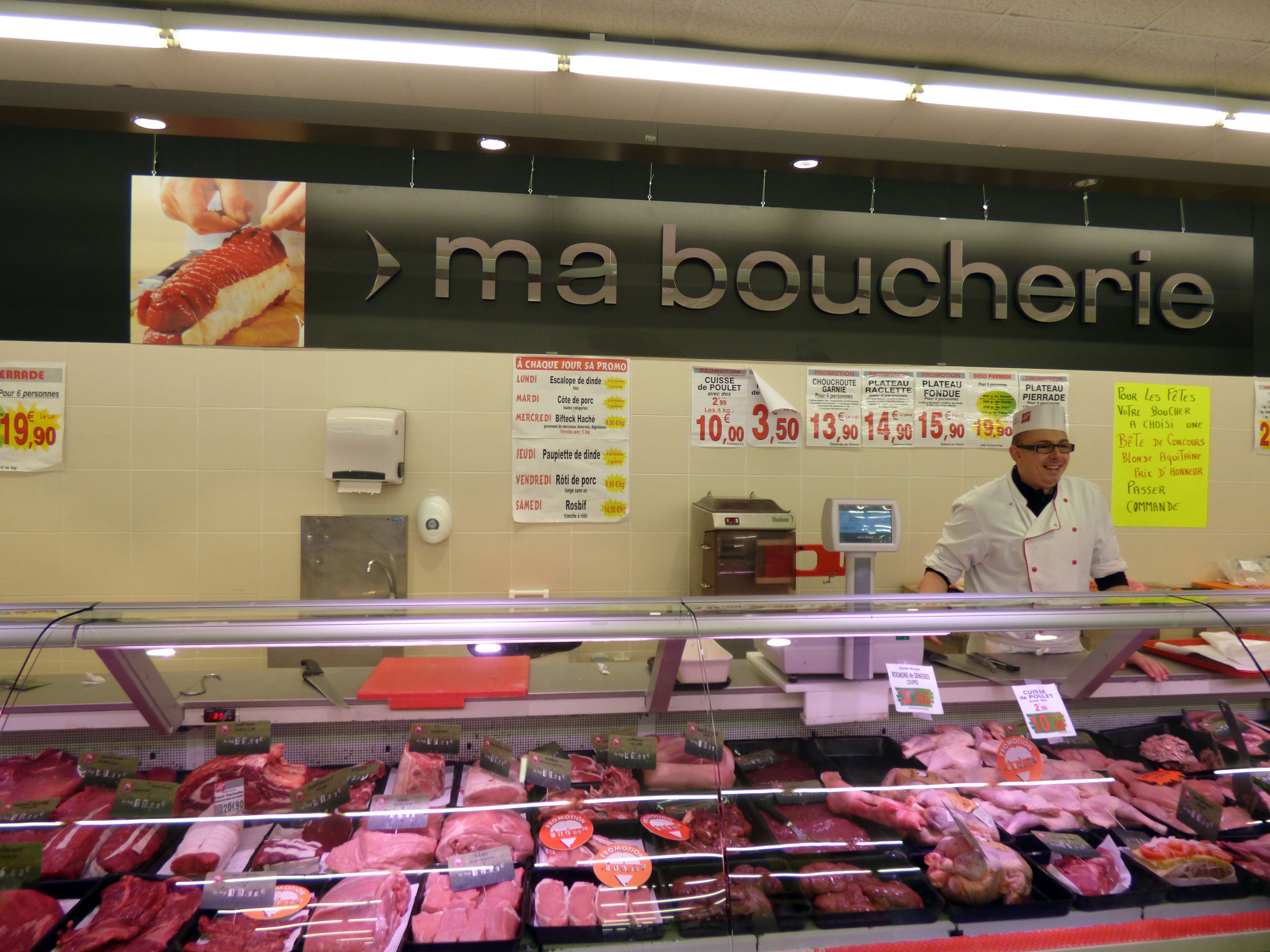 boucherie laloyau dans carrefour.jpg