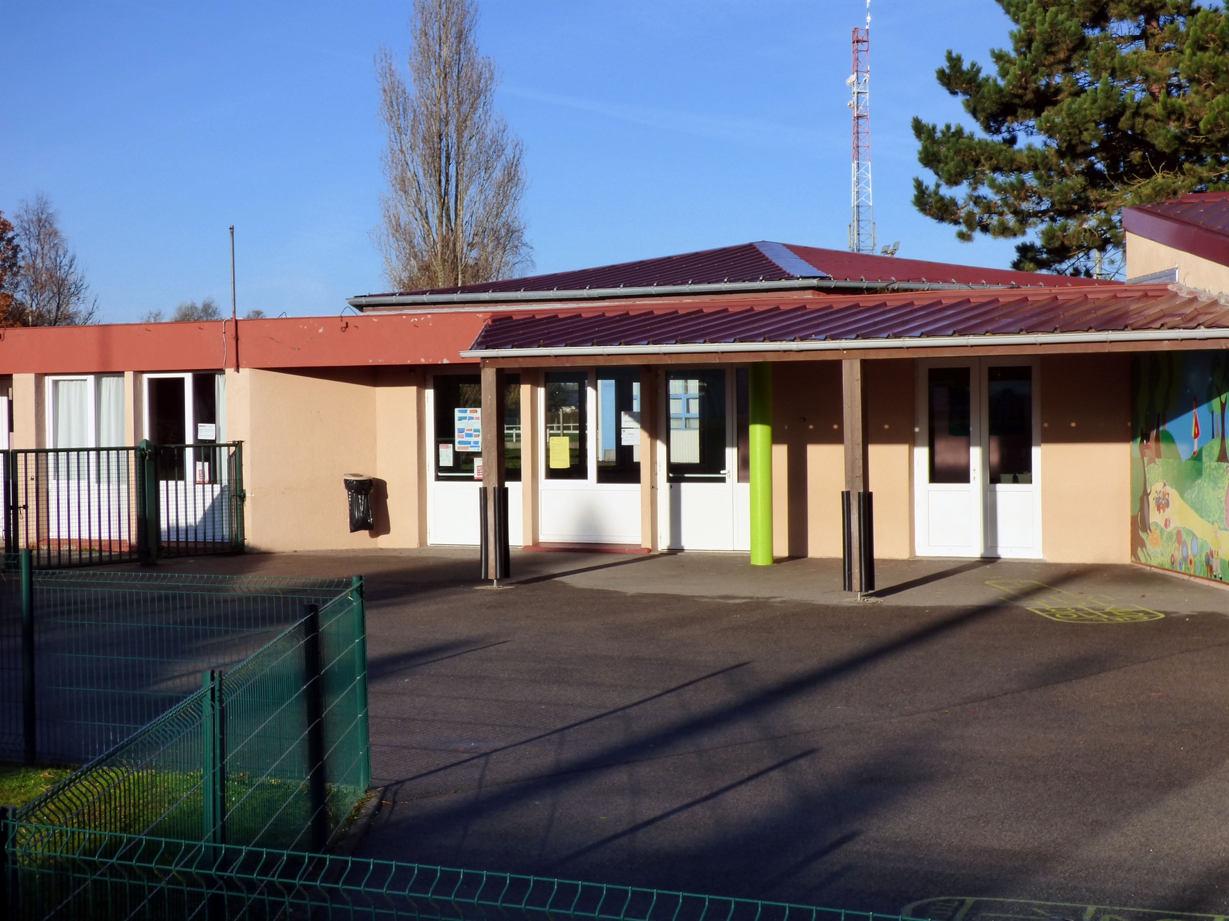 nouvelle photo ecole 2.jpg