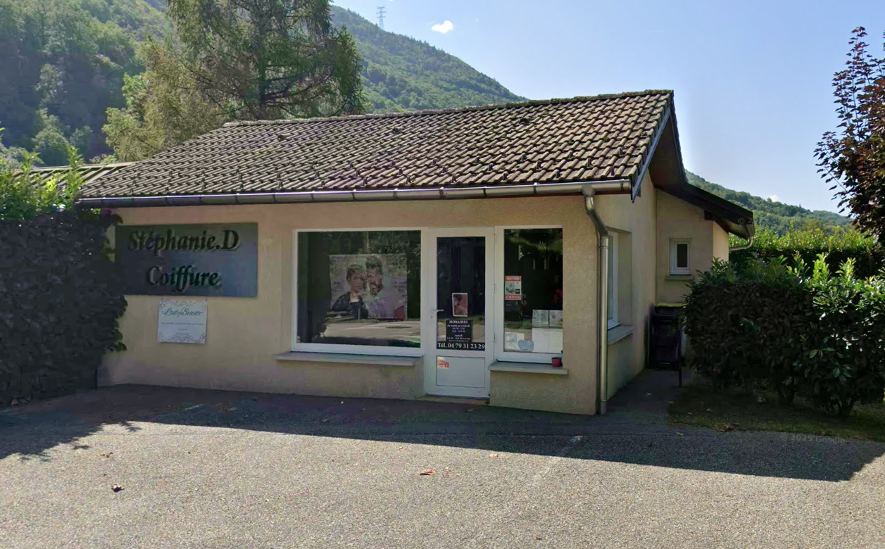 Stéphanie coiffure.png