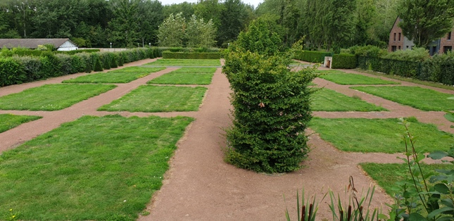 Cimetière Tournebride.jpg