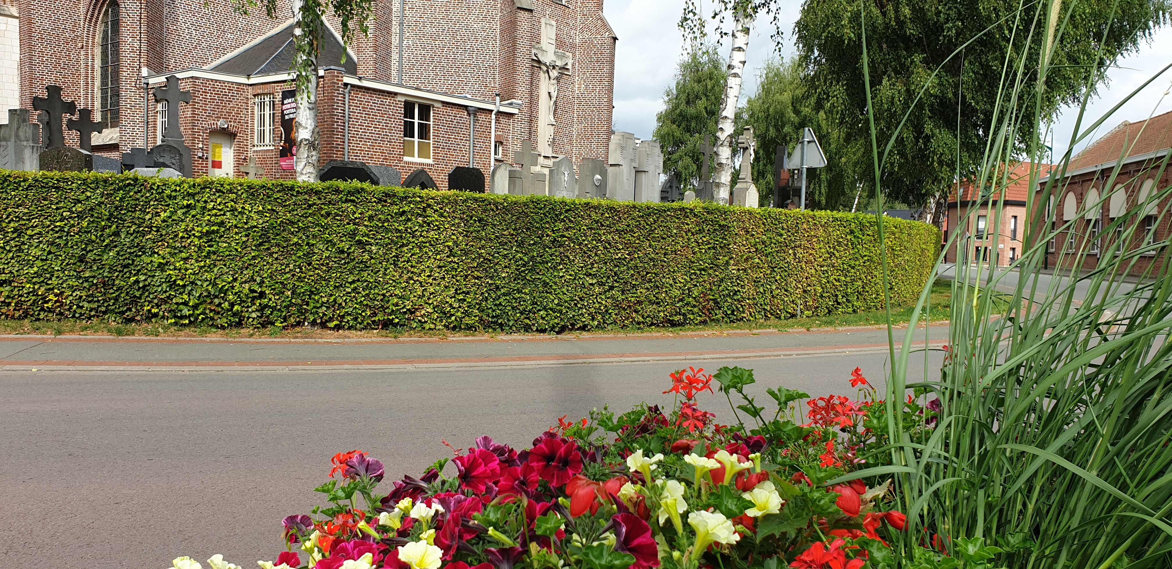 Cimetière église.jpg