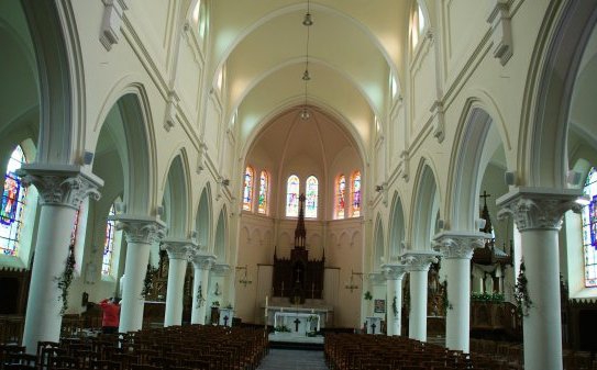 Eglise St-Chrysole intérieur