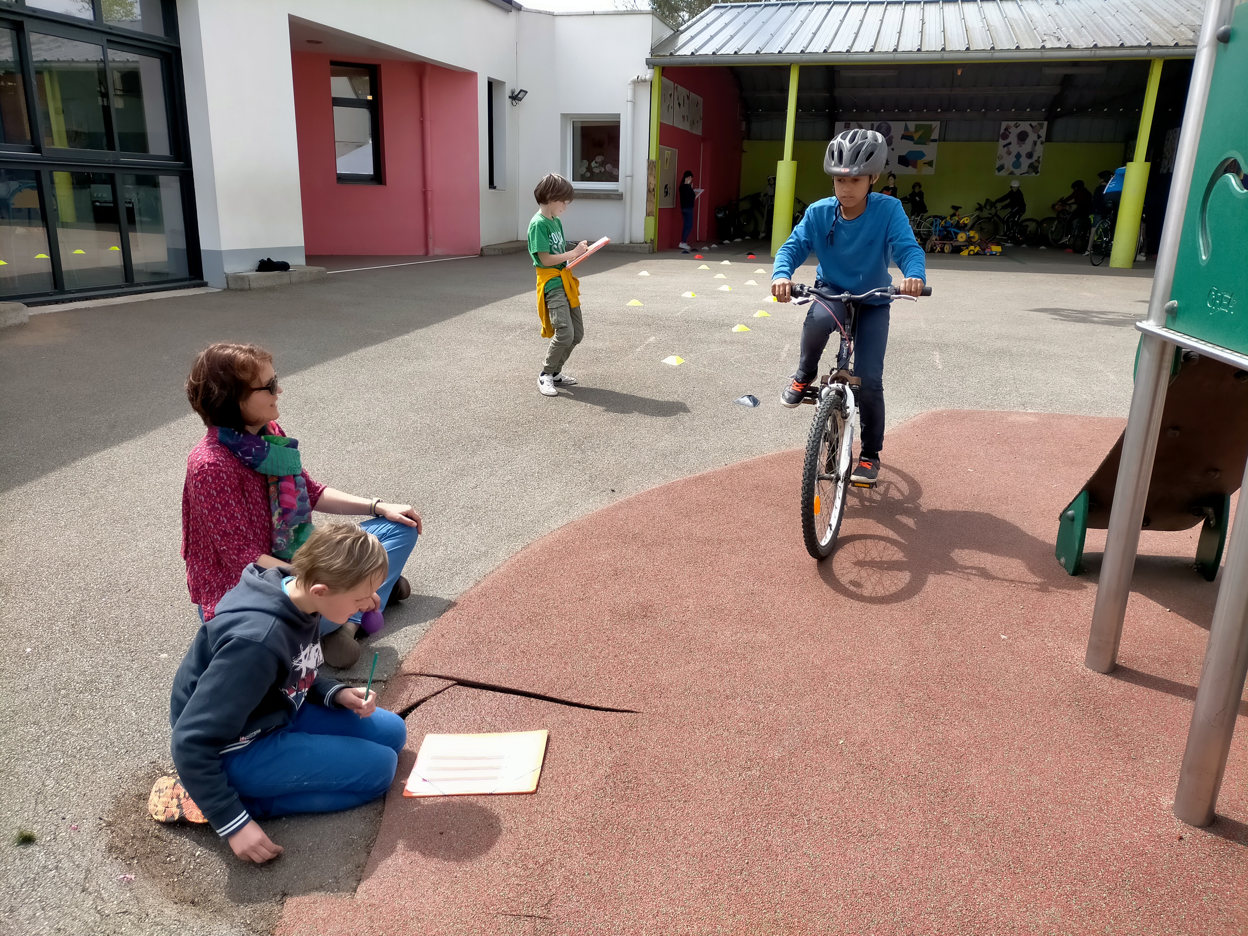 Séances préparations à la sortie vélo CM1 CM2.jpg