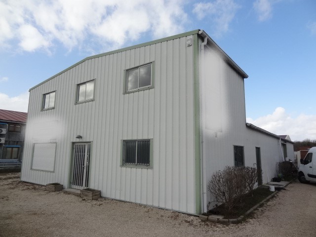 A VENDRE - Local sur la Zone du Chenet - 1.jpg
