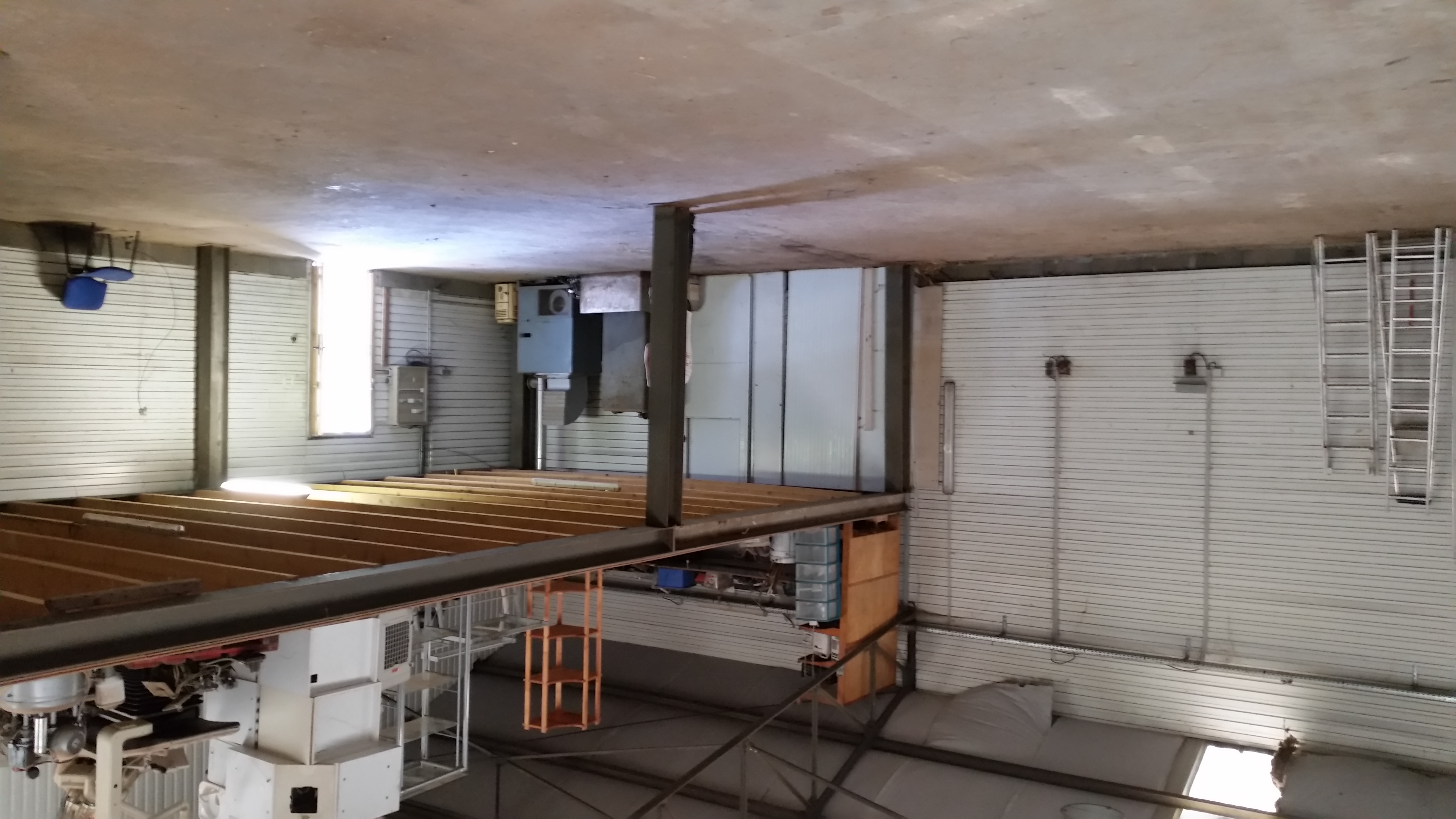 Entrée par la porte.jpg