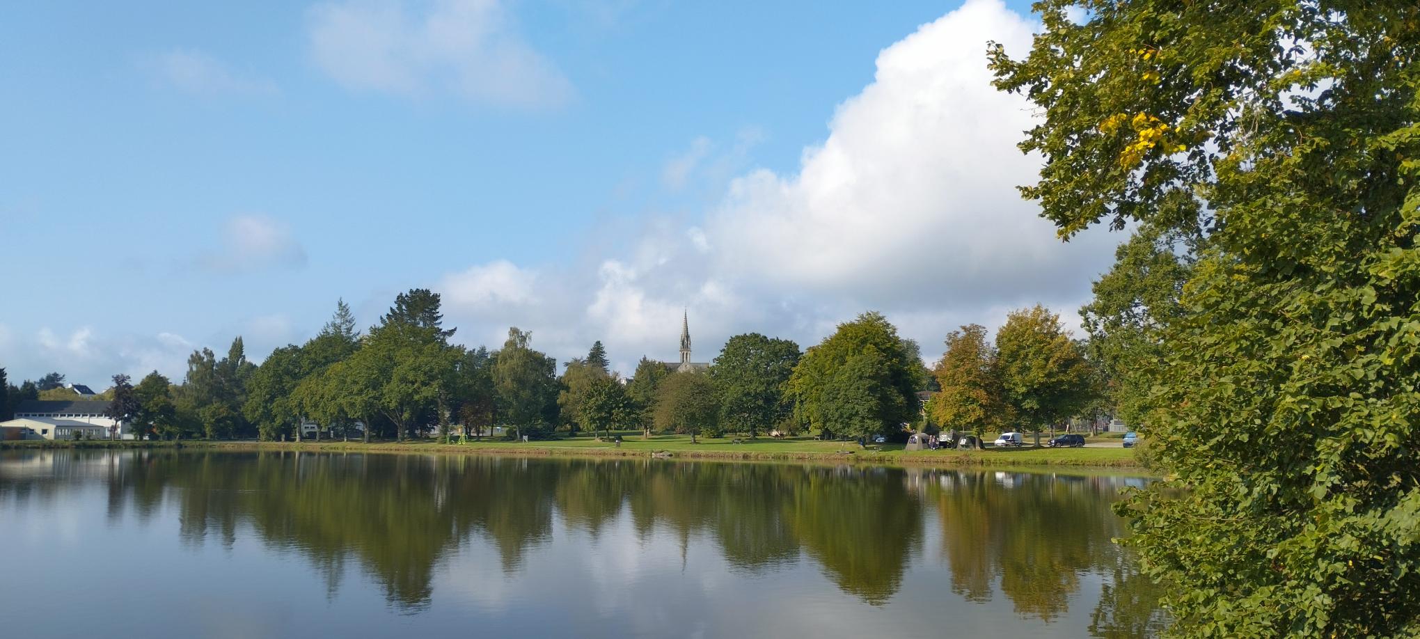 clochet_vue_etang.jpg
