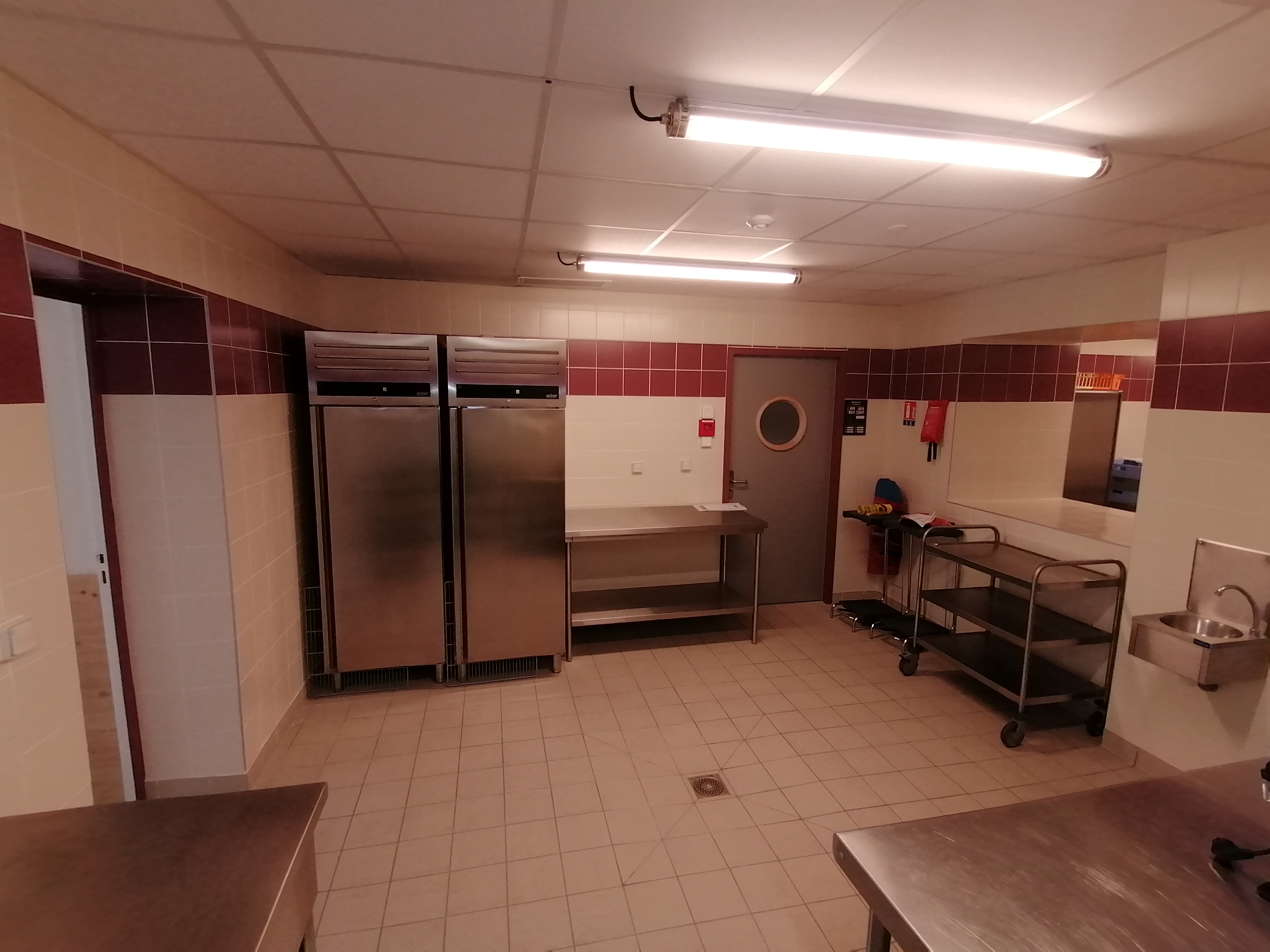 Salle de préparation vue2.jpg