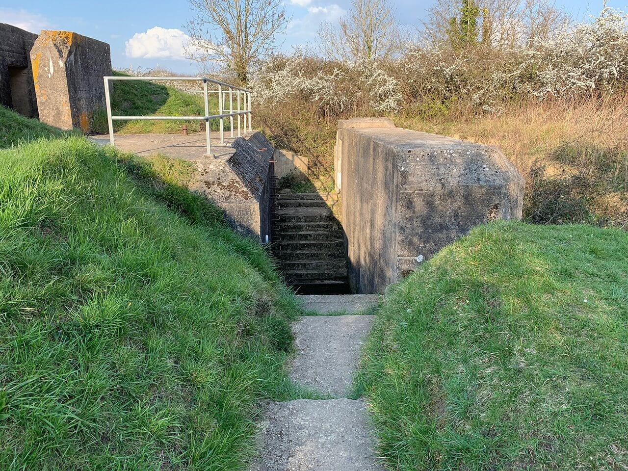 Mont Canisy chemin blocos.jpg