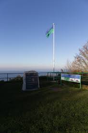 Mont Canisy stèle britanniques vue nord.jpeg