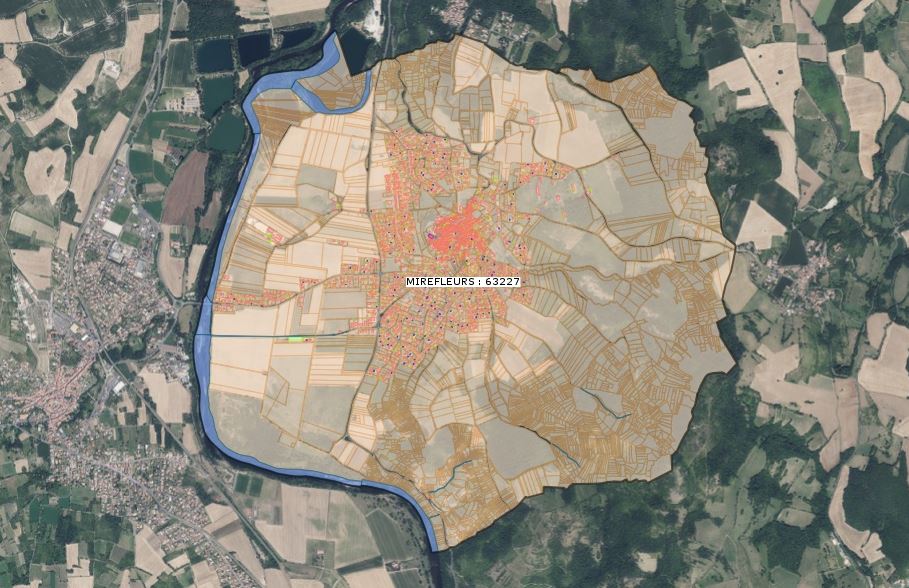 Mirefleurs cadastre.JPG