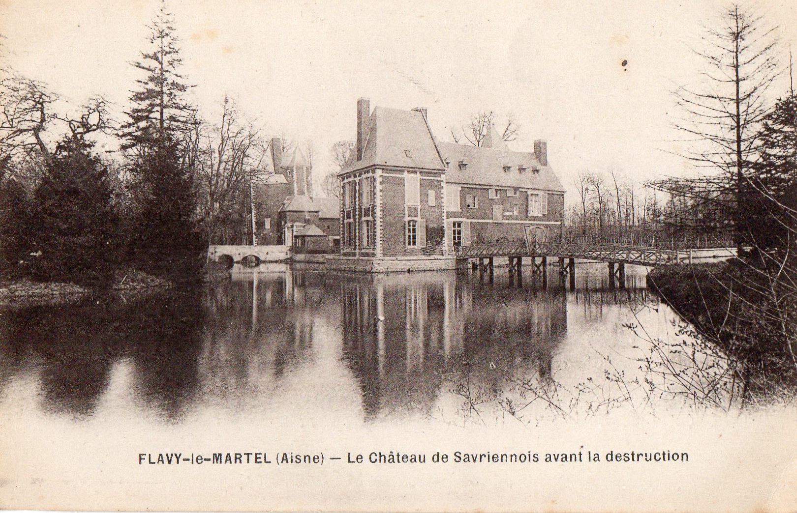 Un village chargé d'histoire - Commune de Flavy-le-Martel