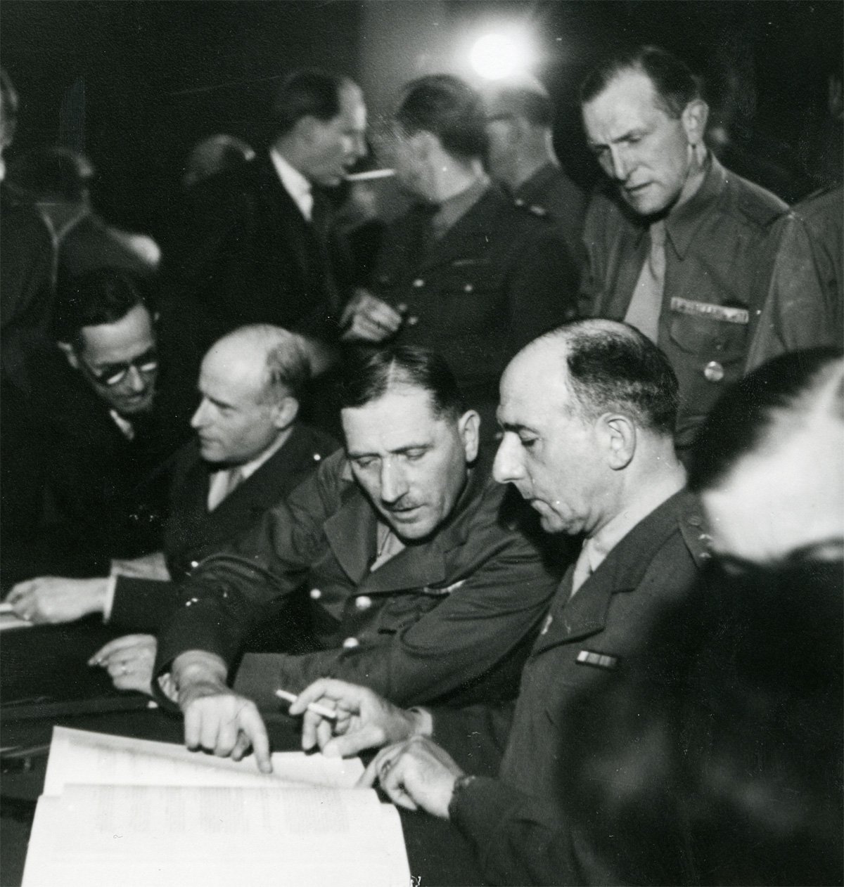 8 mai 1945_signature De Lattre de Tassigny.jpeg