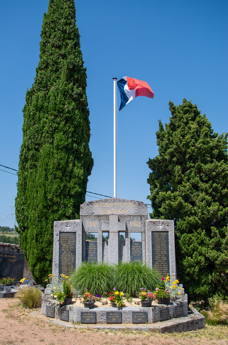 Monument aux morts.jpg