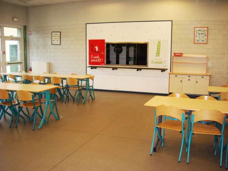 Screenshot_2020-08-10 Restaurant scolaire - Charmes - Site officiel de la commune_1_.png