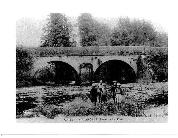 pont ancienne photo.jpg