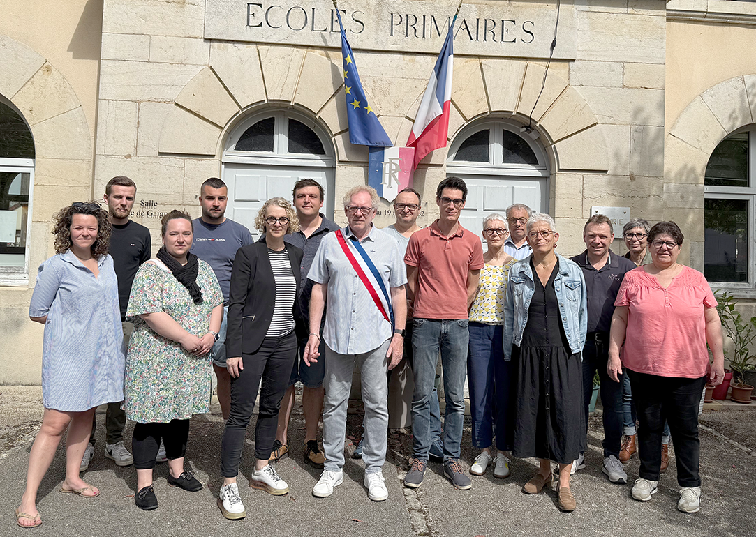 photo de groupe 100 dpi recadrée conseillers 2026.png