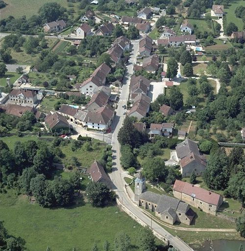 vue aerienne entre eglise.jpg