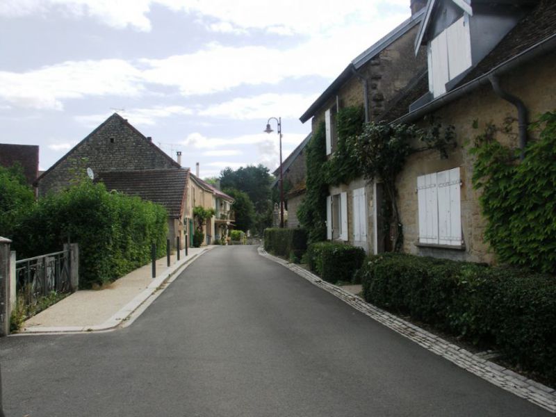 rue des ecoles.jpg