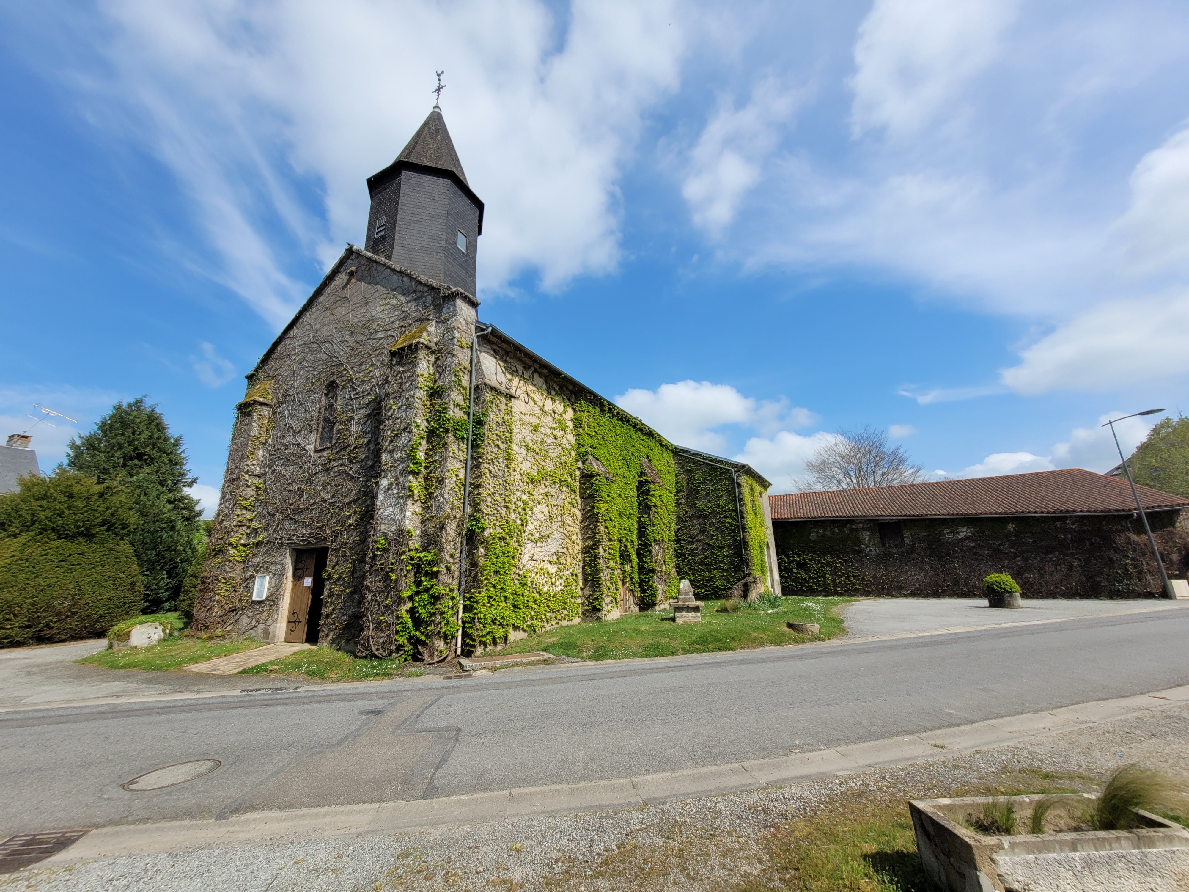 Saint Sornin Leulac eglise