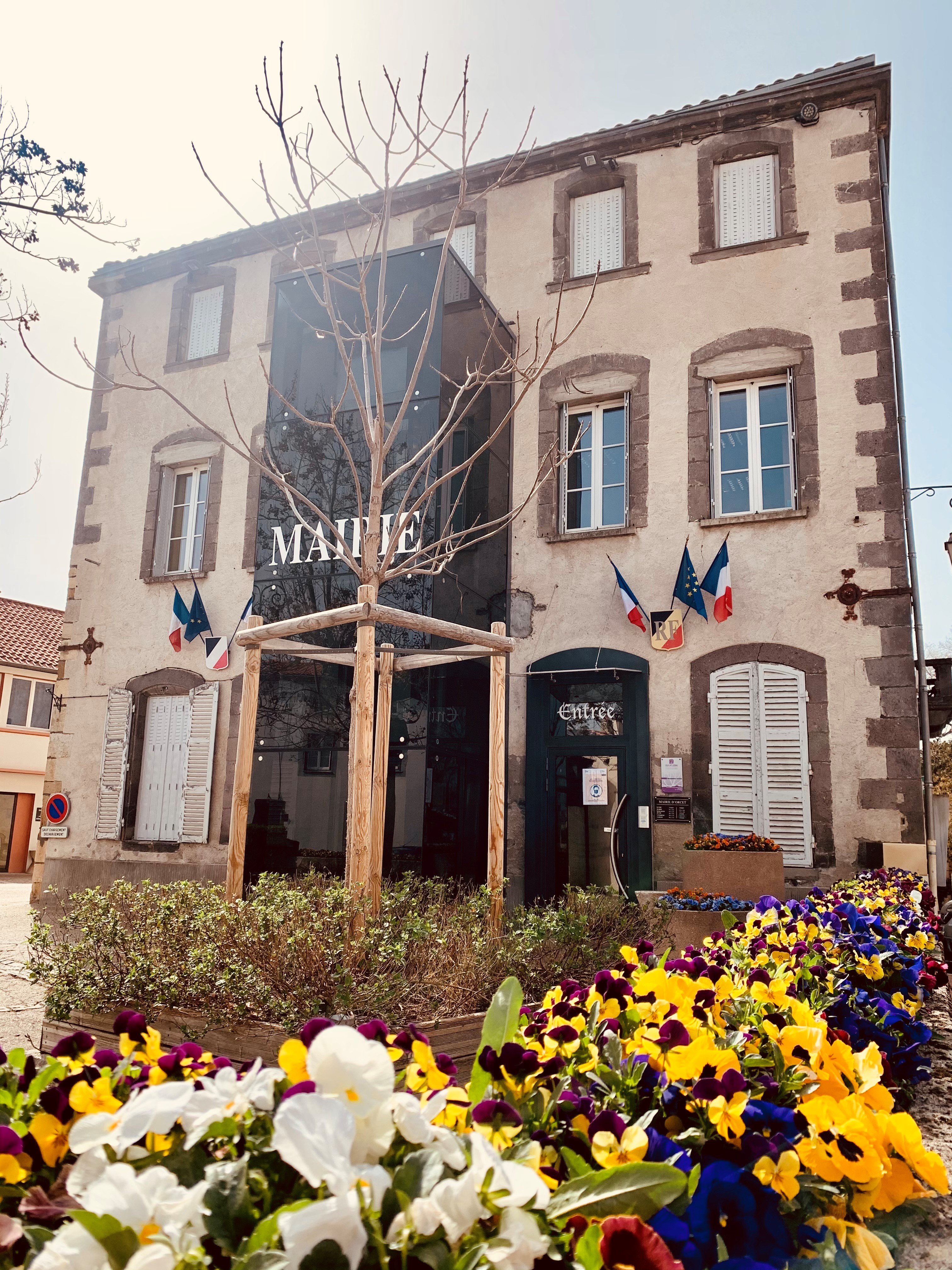 mairie avril.jpg