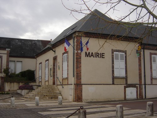 Mairie_de_Barjouville.jpg