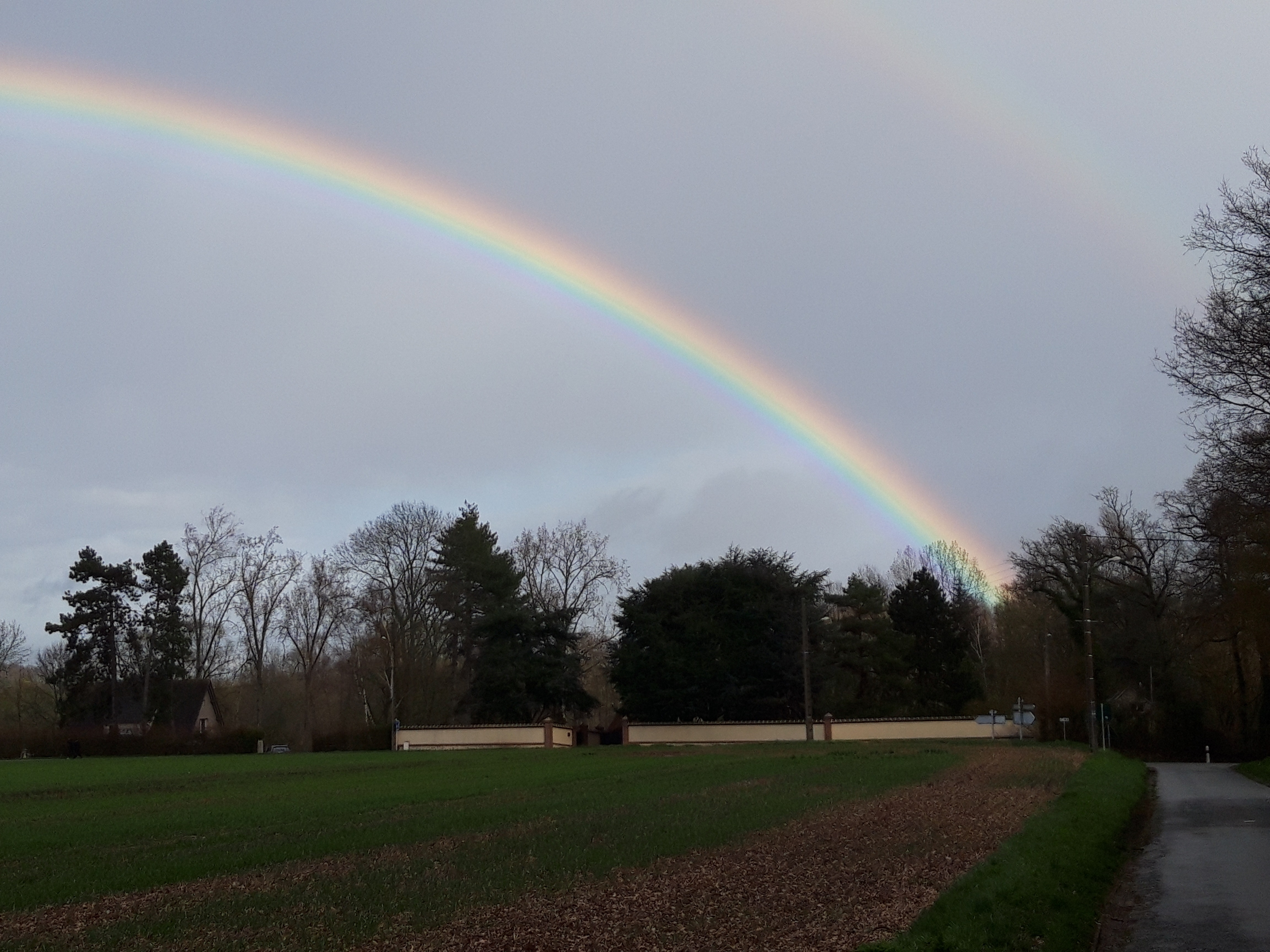 arc en ciel.jpg