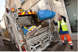 camion poubelle.png