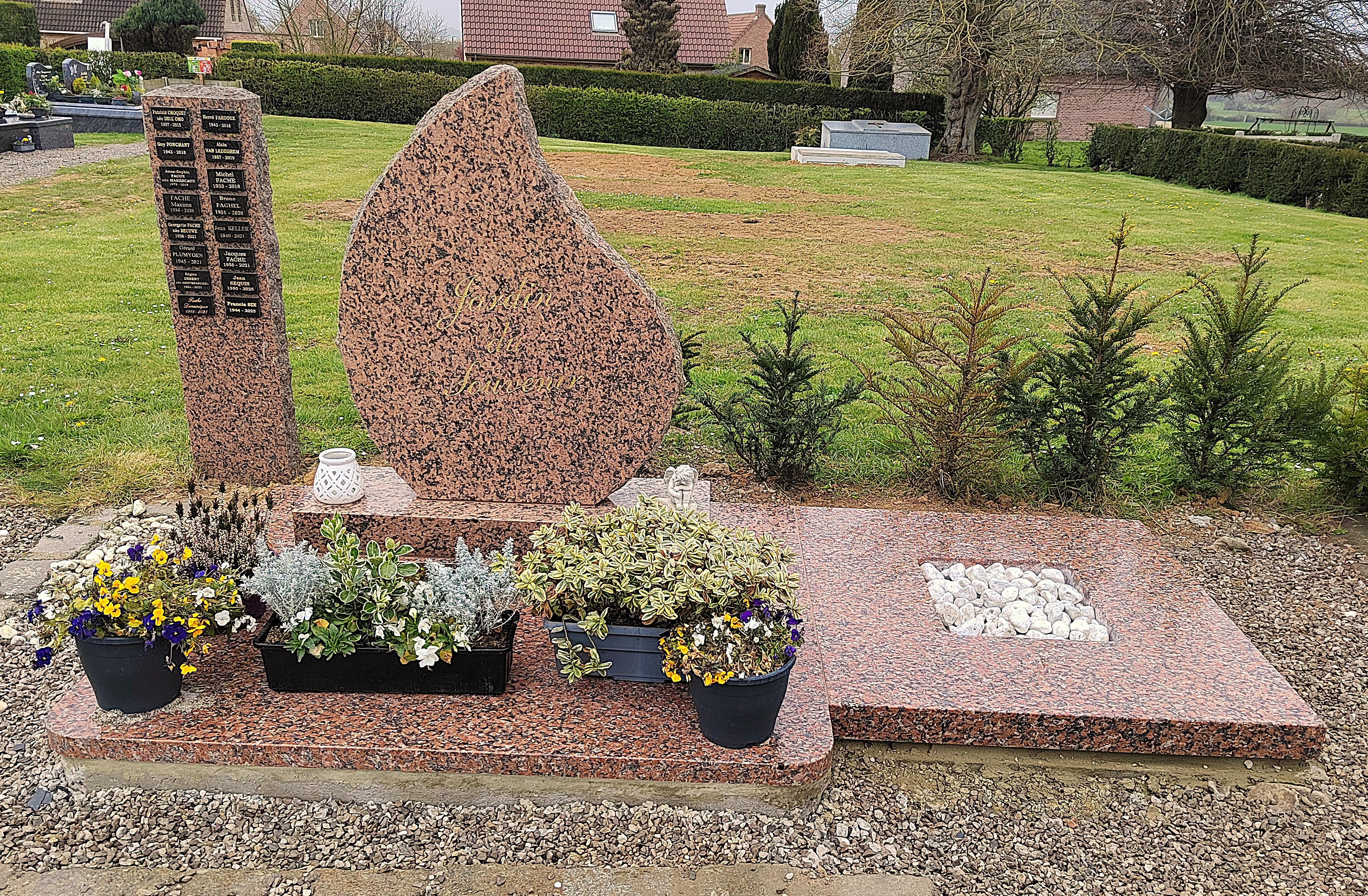 Jardin du souvenir.jpg