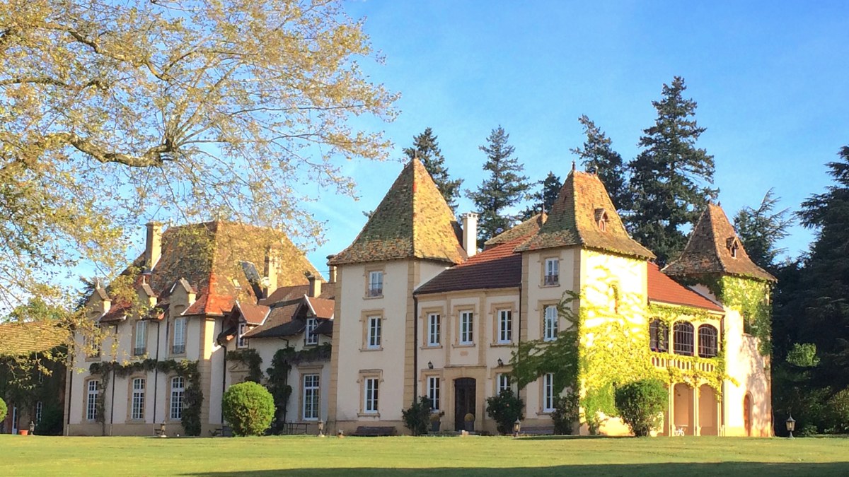 chateau-changy.jpg