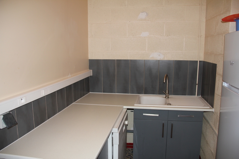 Petite Salle_Cuisine_2.jpg