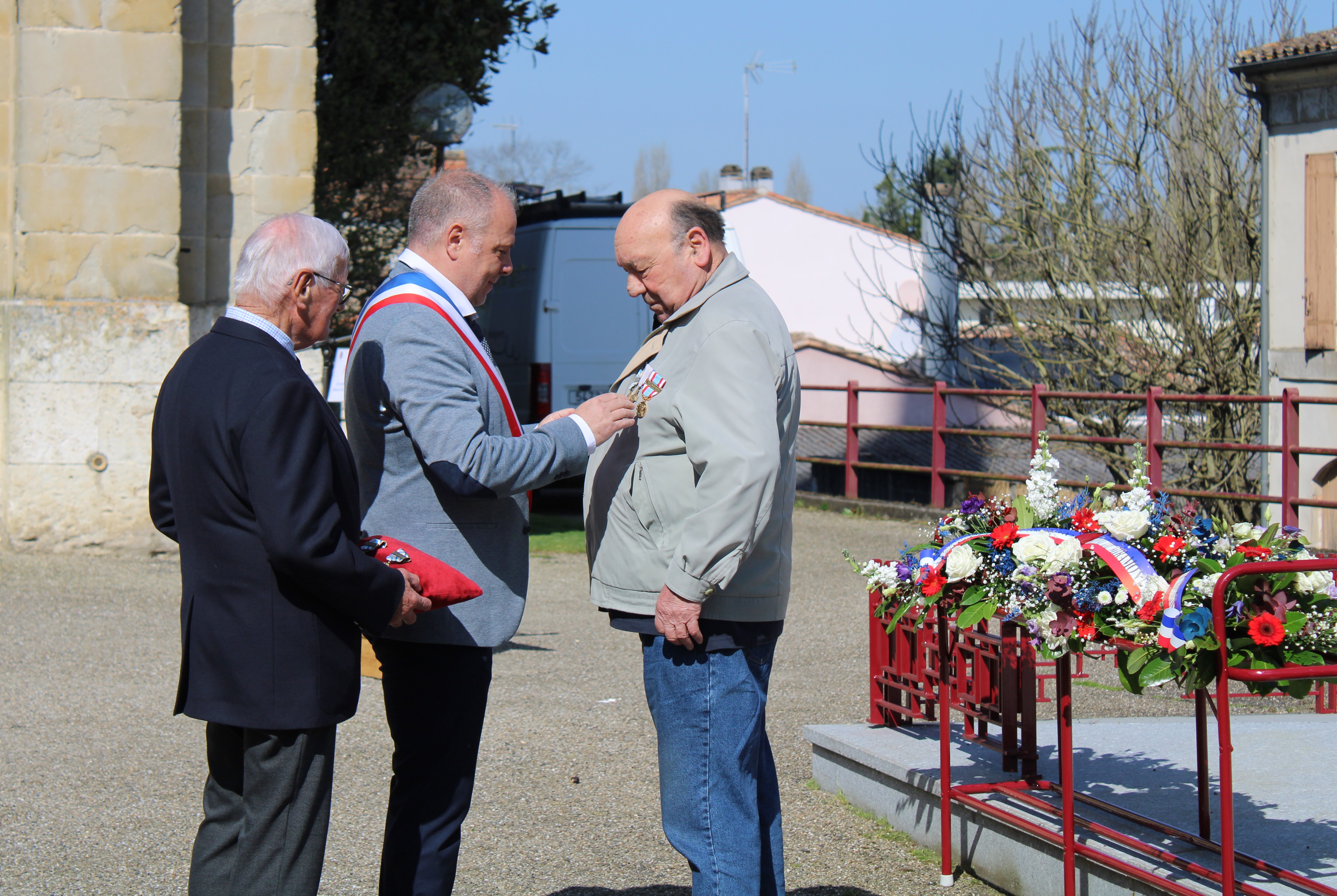 Cérémonie 19-03-26 _13_.JPG