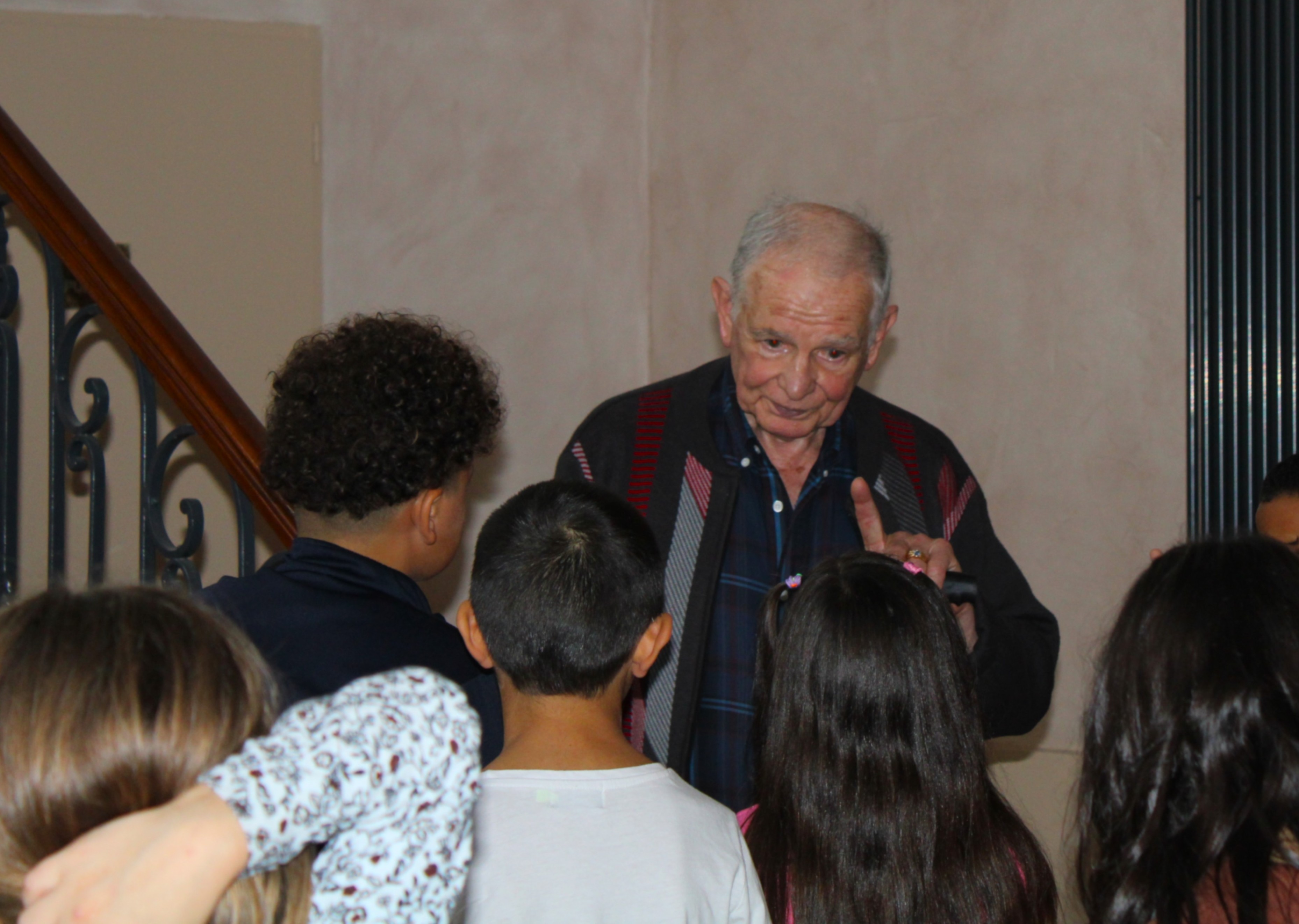 06-11 Visite Mairie classe CE2 - CM1 _4_.JPG