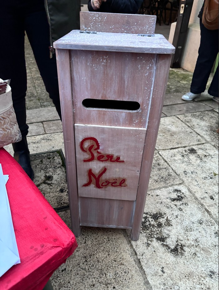 Illuminations 05-12 _11_.jpg