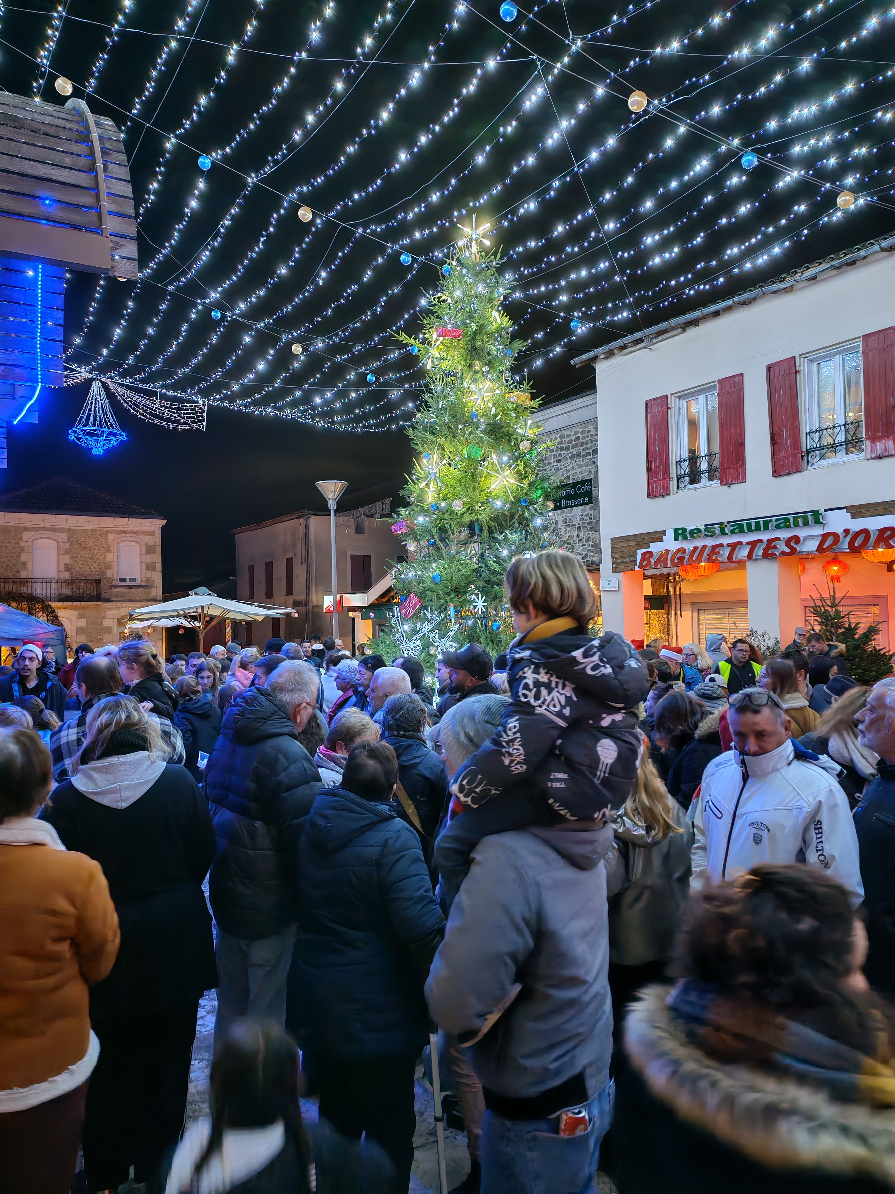 Illuminations 05-12 _23_.jpg